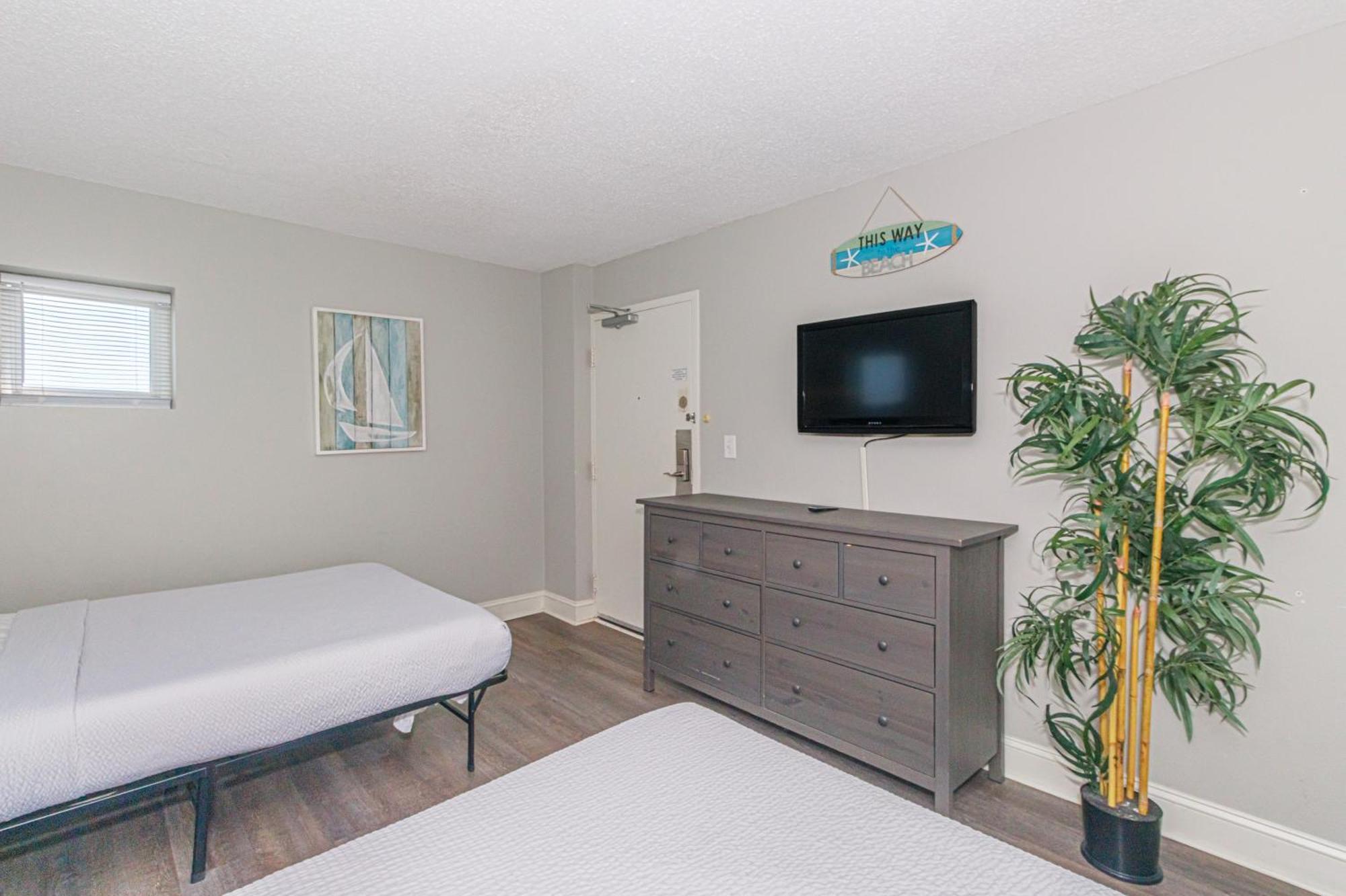 Beautifully Decorated Direct Oceanfront 1 Bedroom 1 Ba Condo Atlantica 1003 Myrtle Beach Exterior photo